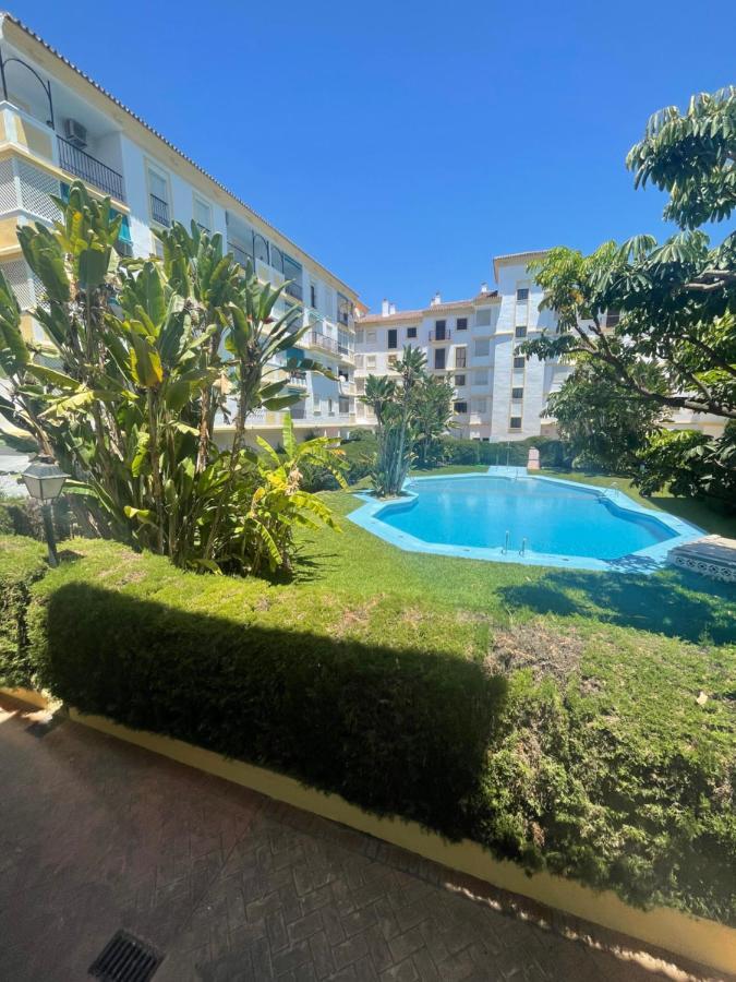 Apartamento Jardines Del Rocio Torre Del Mar Exterior photo